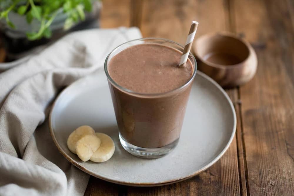 Chocolade-eiwitsmoothie